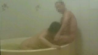 仲良し素人熟年夫婦の豊満奥さまお風呂SEX個人撮影エロ動画